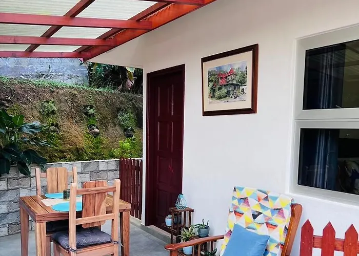 Апартаменты Garden Hut