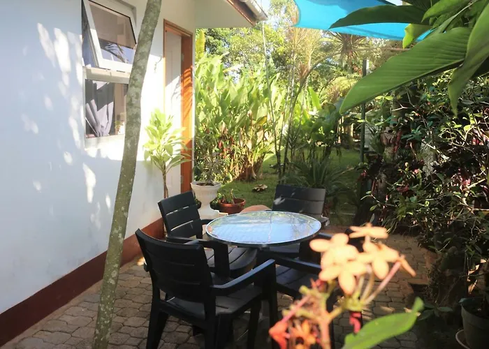 Апартаменты Garden Hut